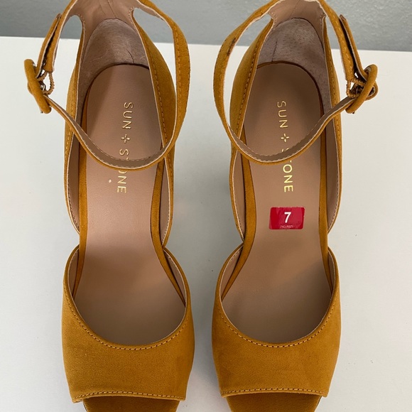 Reeta Block-Heel Platform Sandals - Picture 4 of 5